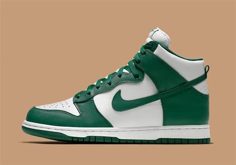 primark nike dunks|Primark's £14 dupe of Nike's new viral green Dunks .